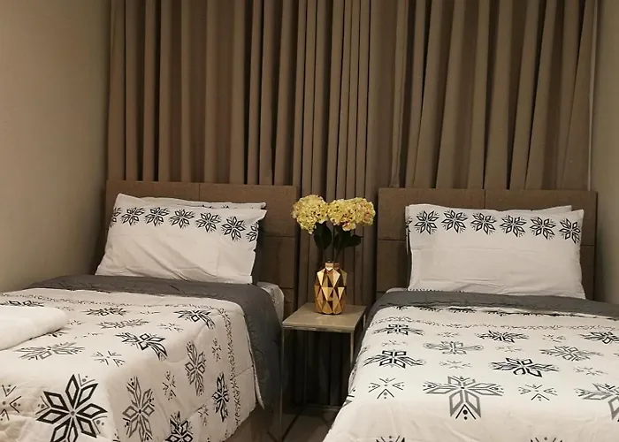 Adria Residences - Diamond Garden - 2 Bedroom Unit For 4 Person Villa *